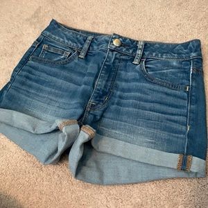 American Eagle Hi-Rise Shortie